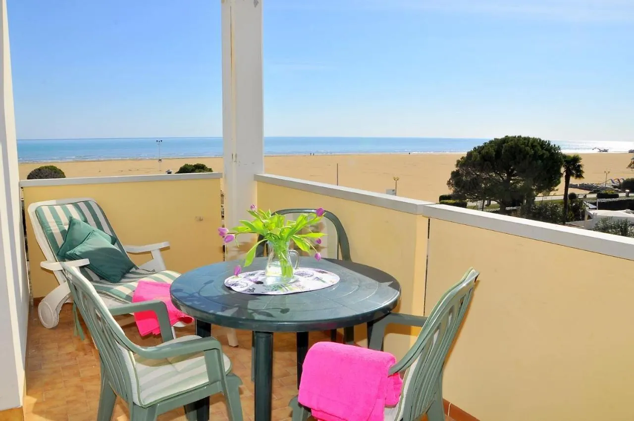 Enjoy A Charming Sea View Studio Apartment بيبيوني 0*,